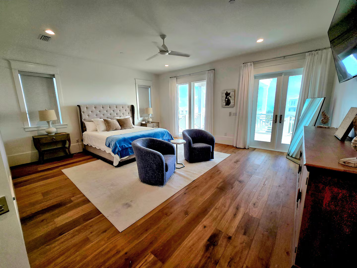 Bedroom 5 photo